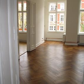 Maßgefertigter Fußboden Tischlerei Hecker Maßgefertigter Fußboden Tischlerei Hecker mit Musterung in leeren Räumen